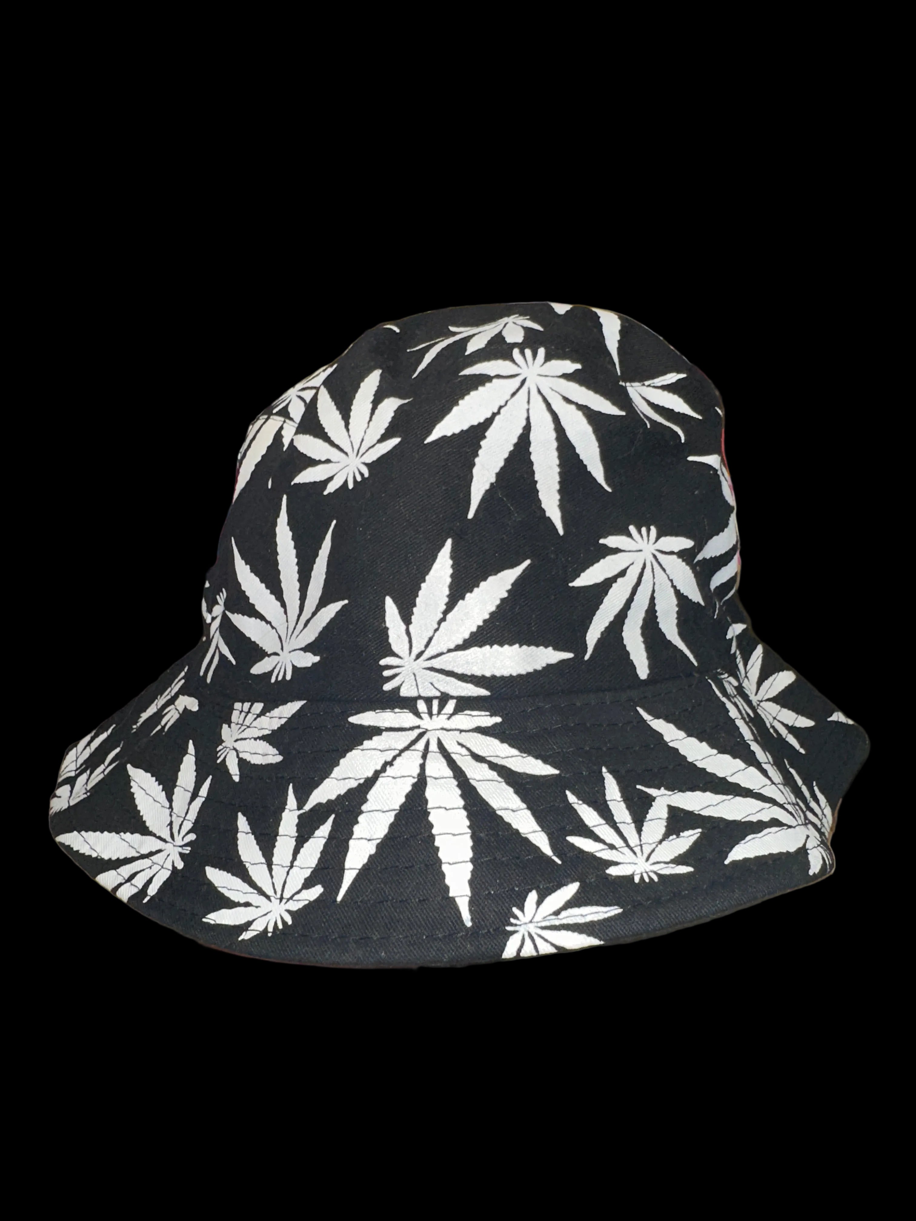 B&W Weed Leaf Bucket Hat